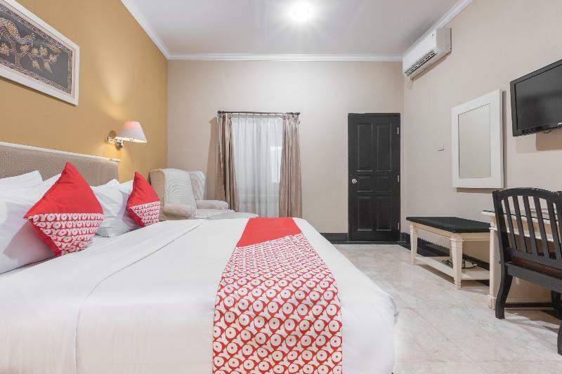 534 Sriwijaya Hotel Джакарта Экстерьер фото