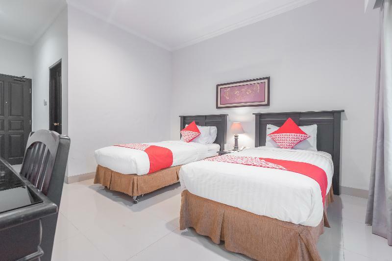 534 Sriwijaya Hotel Джакарта Экстерьер фото