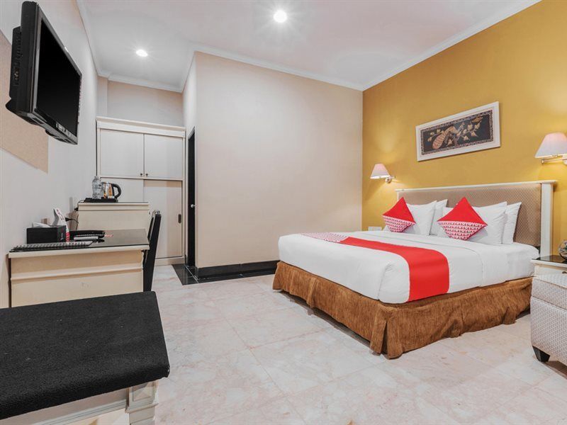 534 Sriwijaya Hotel Джакарта Экстерьер фото